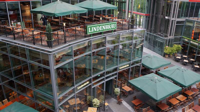 Lindenbräu Eisstockschießen - Potsdamer Platz Berlin