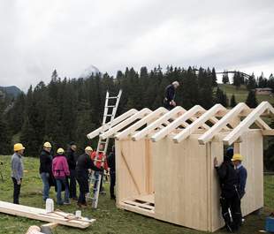 Bau der Hütte
