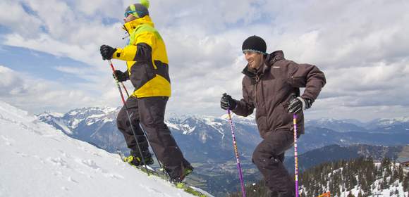 Schneeschuhwanderung mit Hüttengaudi