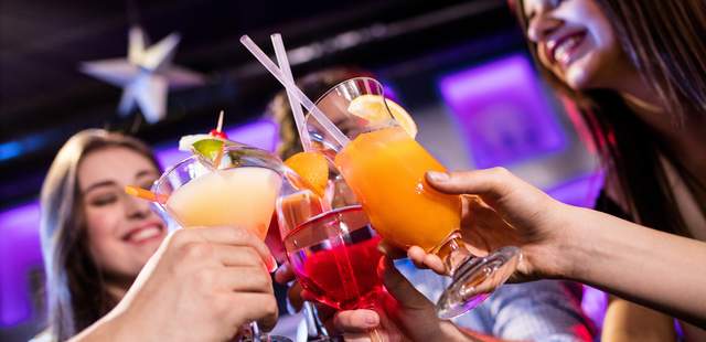 All-Inclusive Mottoparty