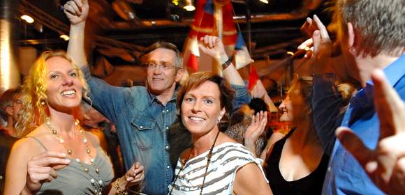 Clubtour mit Partyschiff in Tiel an der Waal