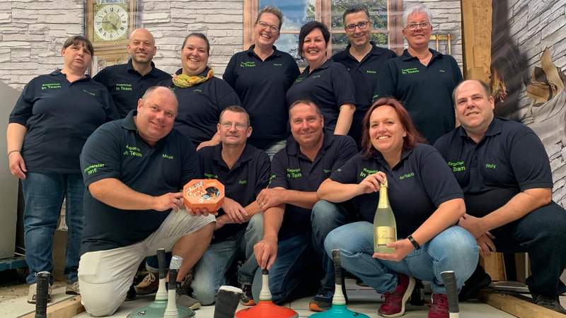 Kegelclubs lieben Curling Curling als Alternative zum Kegeln
