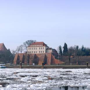Vom Wasser aus Blick auf Tangermünde