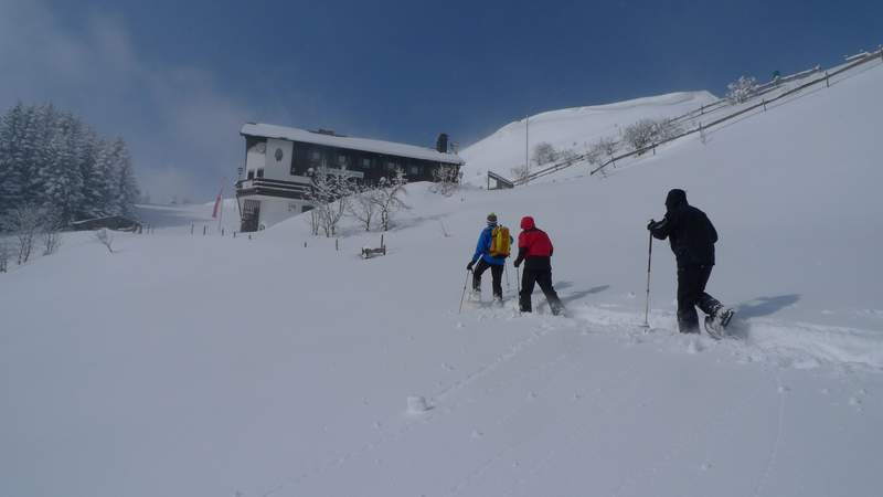 Schneeschuhtour auf der Alm