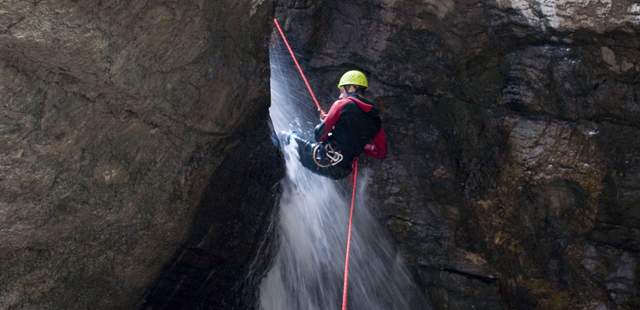 Canyoning Tour Sportiv Canyoning Tour Sportiv