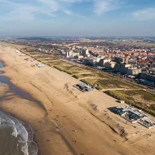 Ausgelassenes Partywochenende in Noordwijk