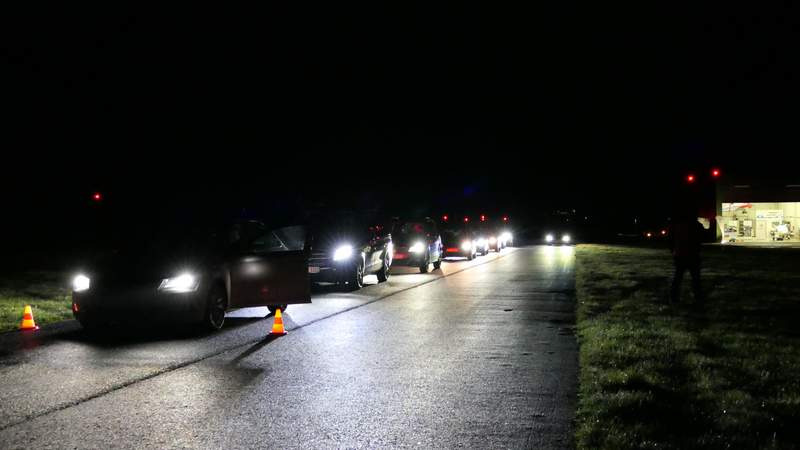 Fahrzeugreihe mit Licht von vorne