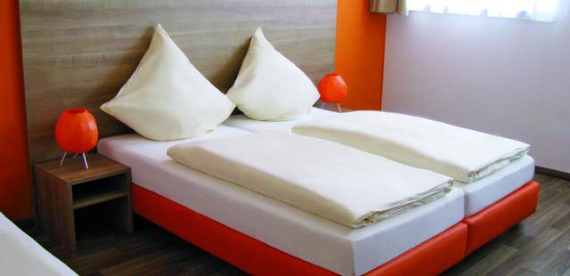 Orange Hotel und Apartments
