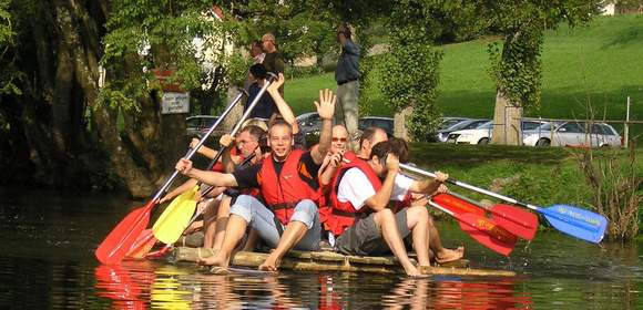 Floßbau mit Kanutour auf dem Kocher
