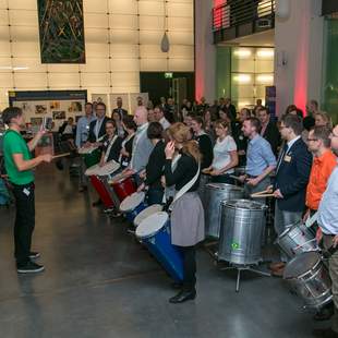 Samba Casual – Teamevent mit Trommeln Samba Teamevent mit brasilianischen Percussion-Instrumenten