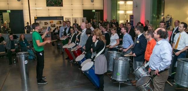 Samba Casual – Teamevent mit Trommeln Samba Teamevent mit brasilianischen Percussion-Instrumenten