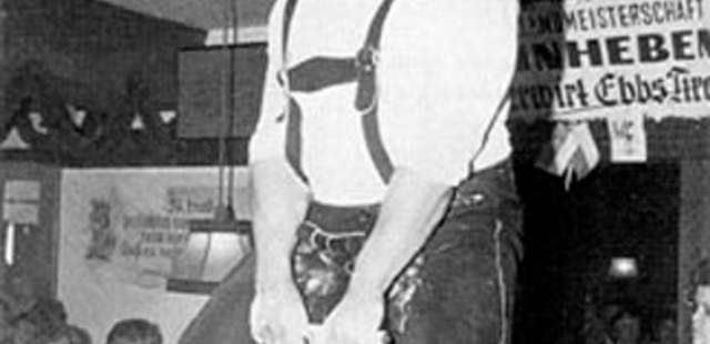 Traditionelles bayerisches Staoheben