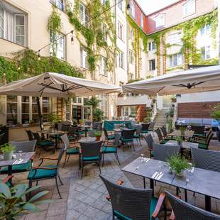 Summer BBQ im Hofgarten open Air