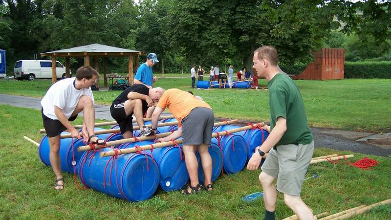 Teamevent Floßbau/Floßfahrt Lauffen am Neckar