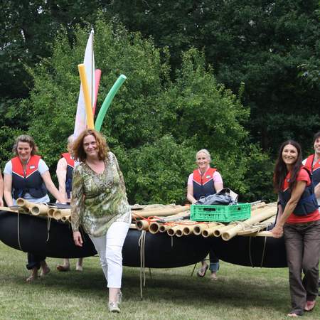 Floßbau mit Floßfahrt – Das Teambuilding!