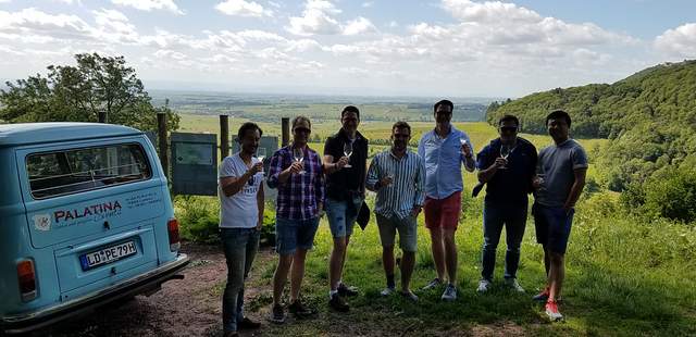 Junggesellenabschied im Oldtimerbus