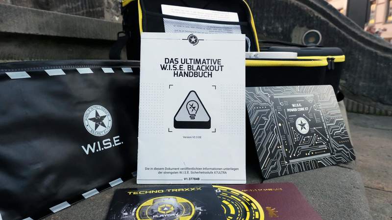 Outdoor Escape Game Blackout