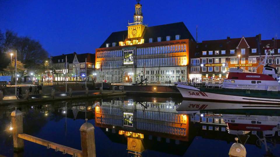 Emden Hafen am Abend