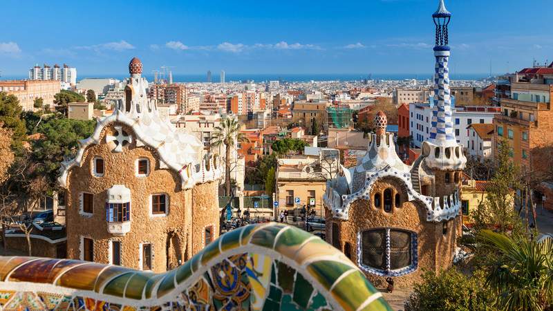 Bilick über Barcelona vom Park Güell aus