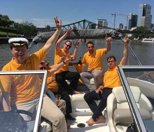 Incentive Bootstour Speedboot Fahren auf dem Main