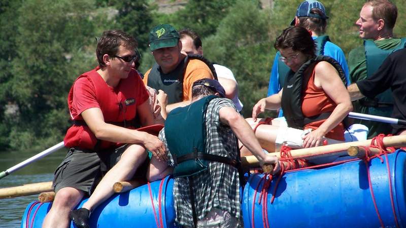 Teamevent Floßbau/Floßfahrt Lauffen am Neckar