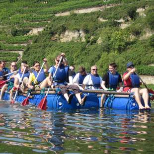 Floßbau und Floßfahrt in Walheim am Neckar