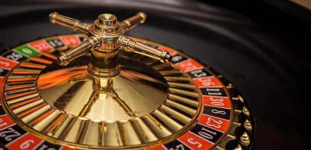 Roulette mit Zahlen Roulettetisch mit Zahlen 0 bis 36