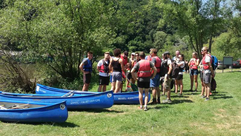 Kanu & Winzer mit Übernachtung als Teamevent