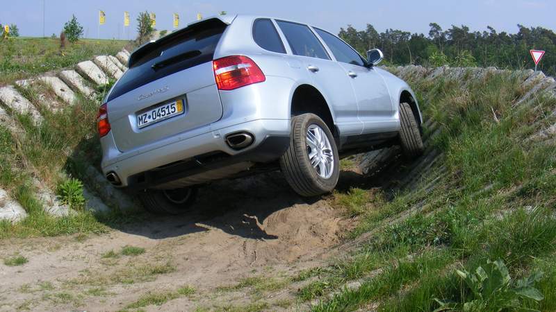 Offroad Fahrt mit dem Porsche SUV