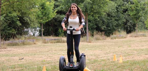 Betriebsausflug Idee Segway fahren beim Abenteuer Geocaching