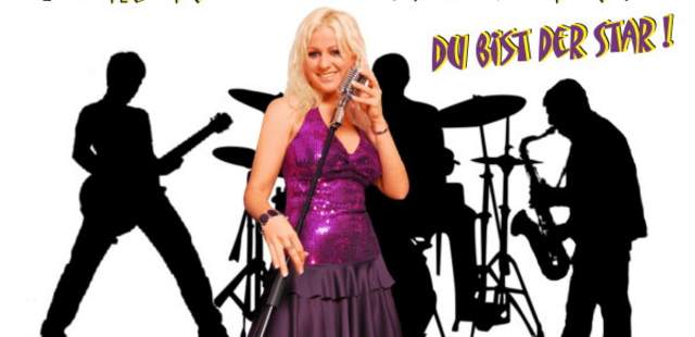 Karaoke mit Band zur Firmen-Weihnachtsfeier Karaoke mit Band zur Firmen-Weihnachtsfeier