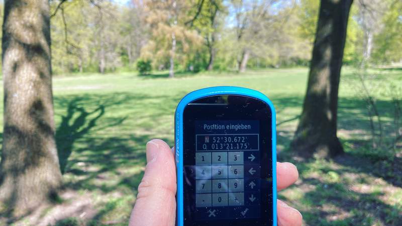 Geocaching+ im Berliner Tiergarten