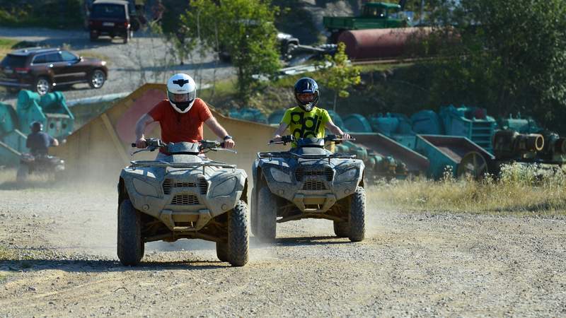 Offroad-Tour mit Geländewagen & Quad