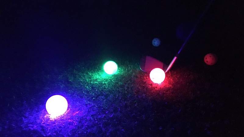 Crossgolfbälle mit LED Funktion bei Nacht