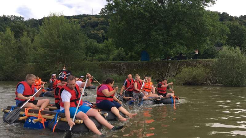 Floßbau - die Seefahrer Challenge