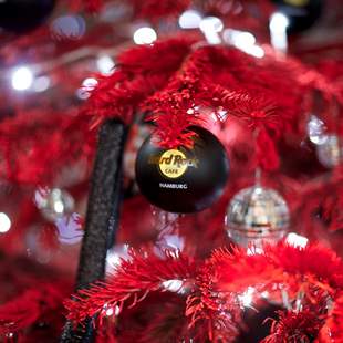Hard Rock Christmas Winterlounge mit Weihnachtsmarkthütte