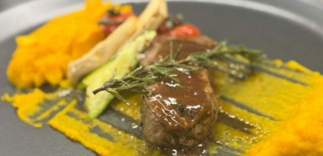 Wild & Wein für Gruppen Wild & Wein für Gruppen