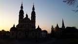 Fulda bei Nacht, Umriss Dom u. Michaelskirche
