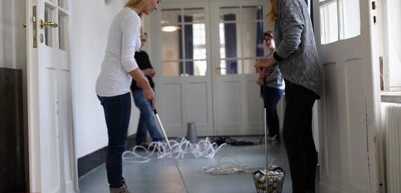 indoor Golf Event Team Teambuilding