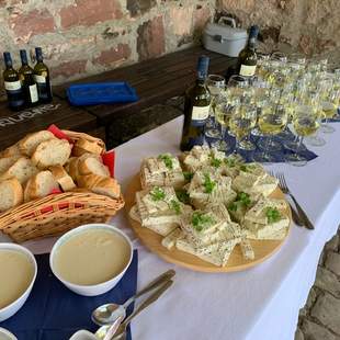 Tagestour: Käse, Wein und Schokolade