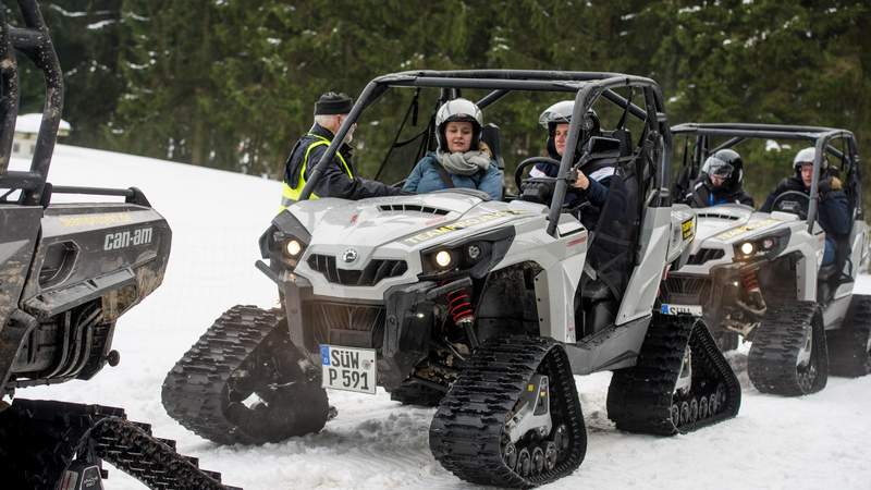 Schneemobil-Buggy-Safari | Snowmobil-Parcours