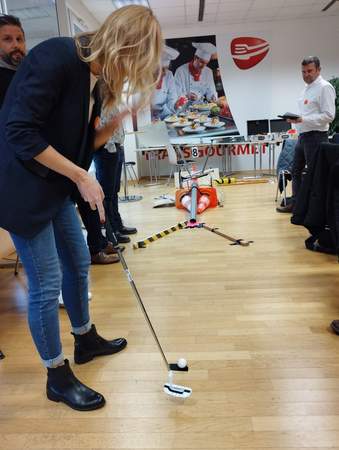 BüroGolf Büro/-Hotelgolf (60 Min. Teamplay Challenge)