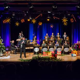 A Swinging Christmas - Weihnachtsshow