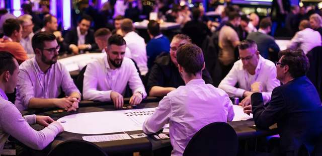 BusinessPokern - Spielerisch Kontakte knüpfen BusinessPokern - Spielerisch Kontakte knüpfen