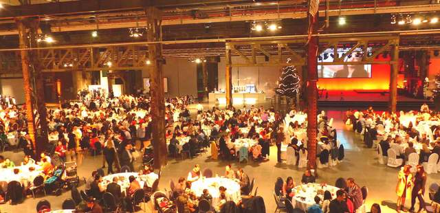 Festliche Tagung für 1.500 Gäste in Düsseldorf tagung und Betriebsfeier