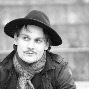 Marcus Moeller – Künstler & Workshopleiter Marcus Moeller: Schauspieler, Konzeptkünstler und Impulsgeber für Impro-Workshops