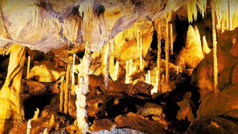 Erlebnistrip mit Tropfsteinhöhle in Attendorn