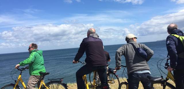 Schiff, Fahrrad und BBQ direkt an der Ostsee