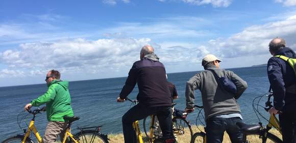 Schiff, Fahrrad und BBQ direkt an der Ostsee