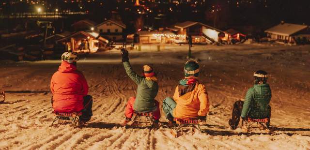 Rodel Event für Teams mit Flutlicht